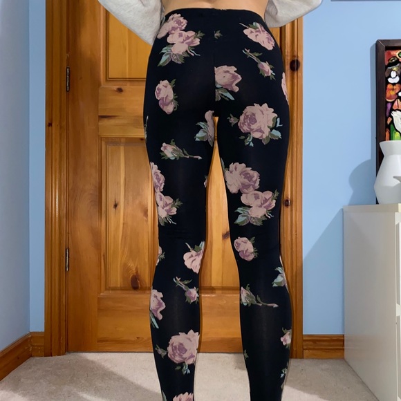 TALULA Floral Leggings (size S) - Picture 3 of 4